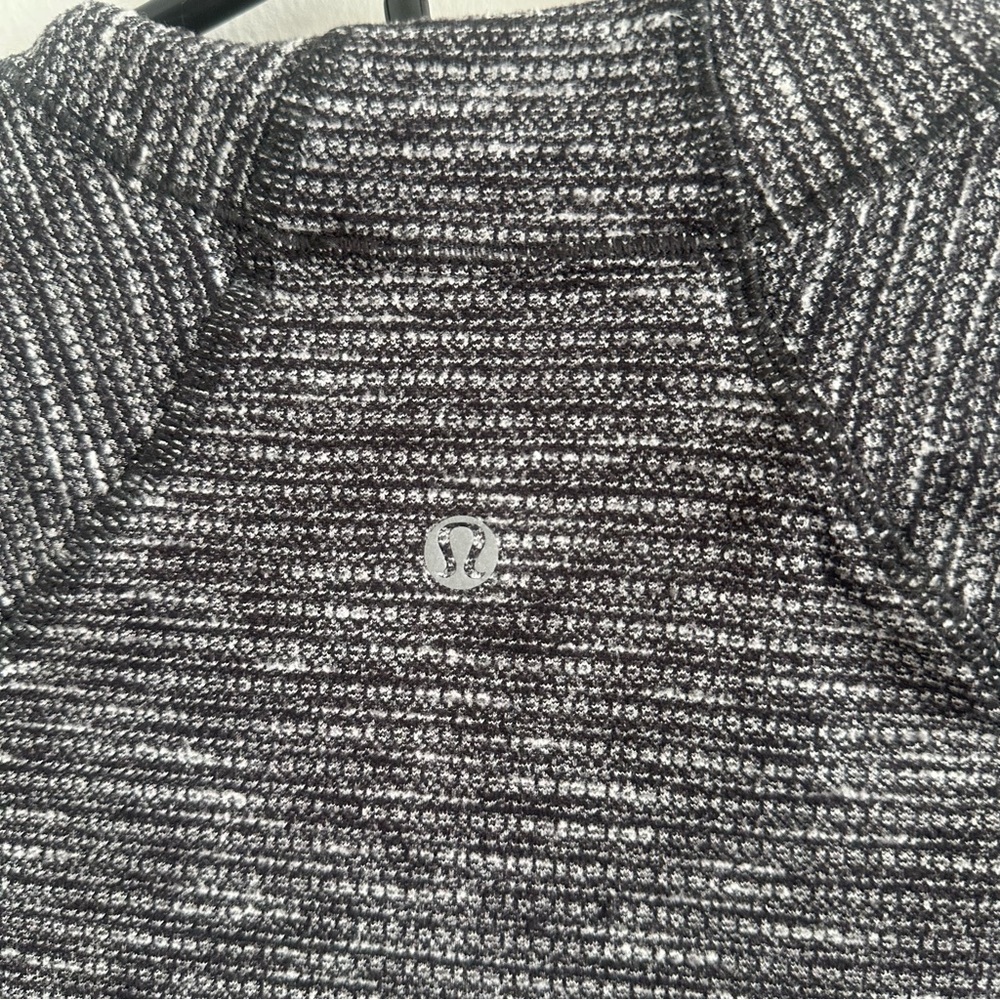 Lululemon Cold Weather Running Long Sleeve - Picture 5 of 8